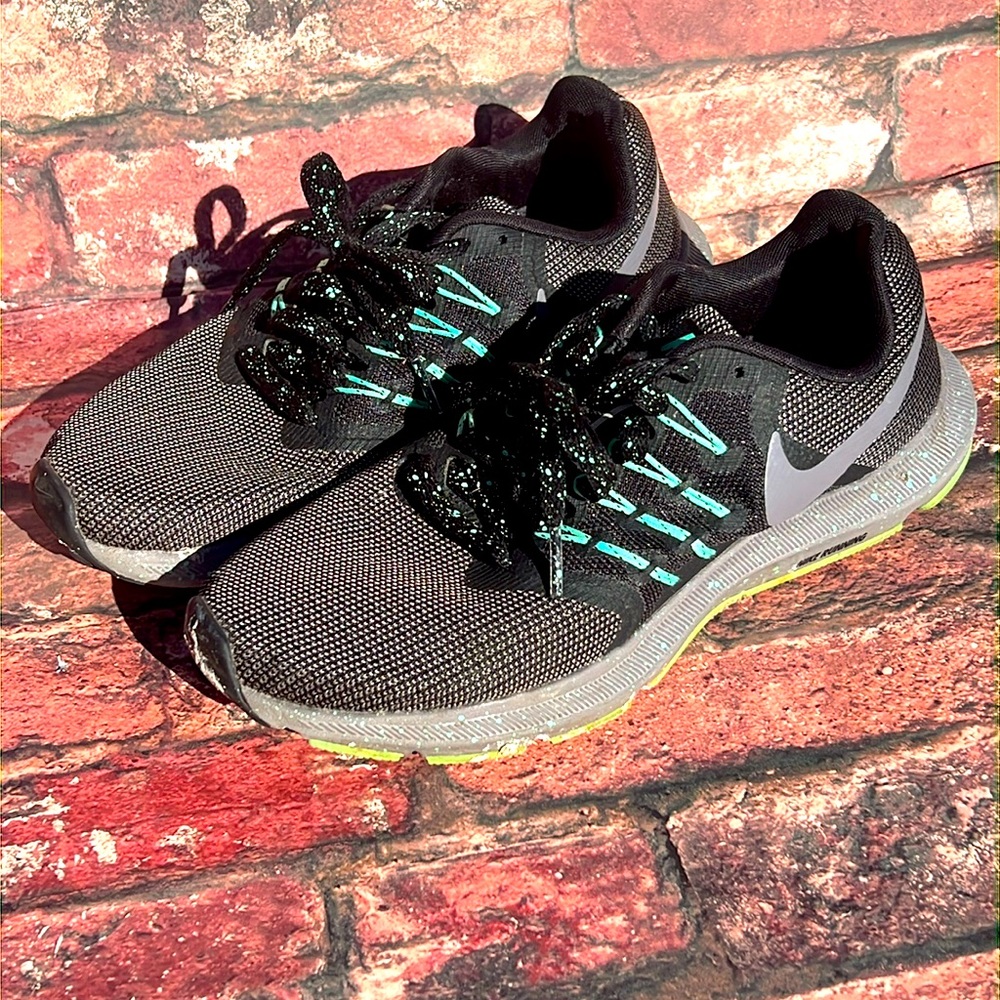 Women’s Nike 7 running shoes